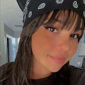 Meet your Posher, Ivanna